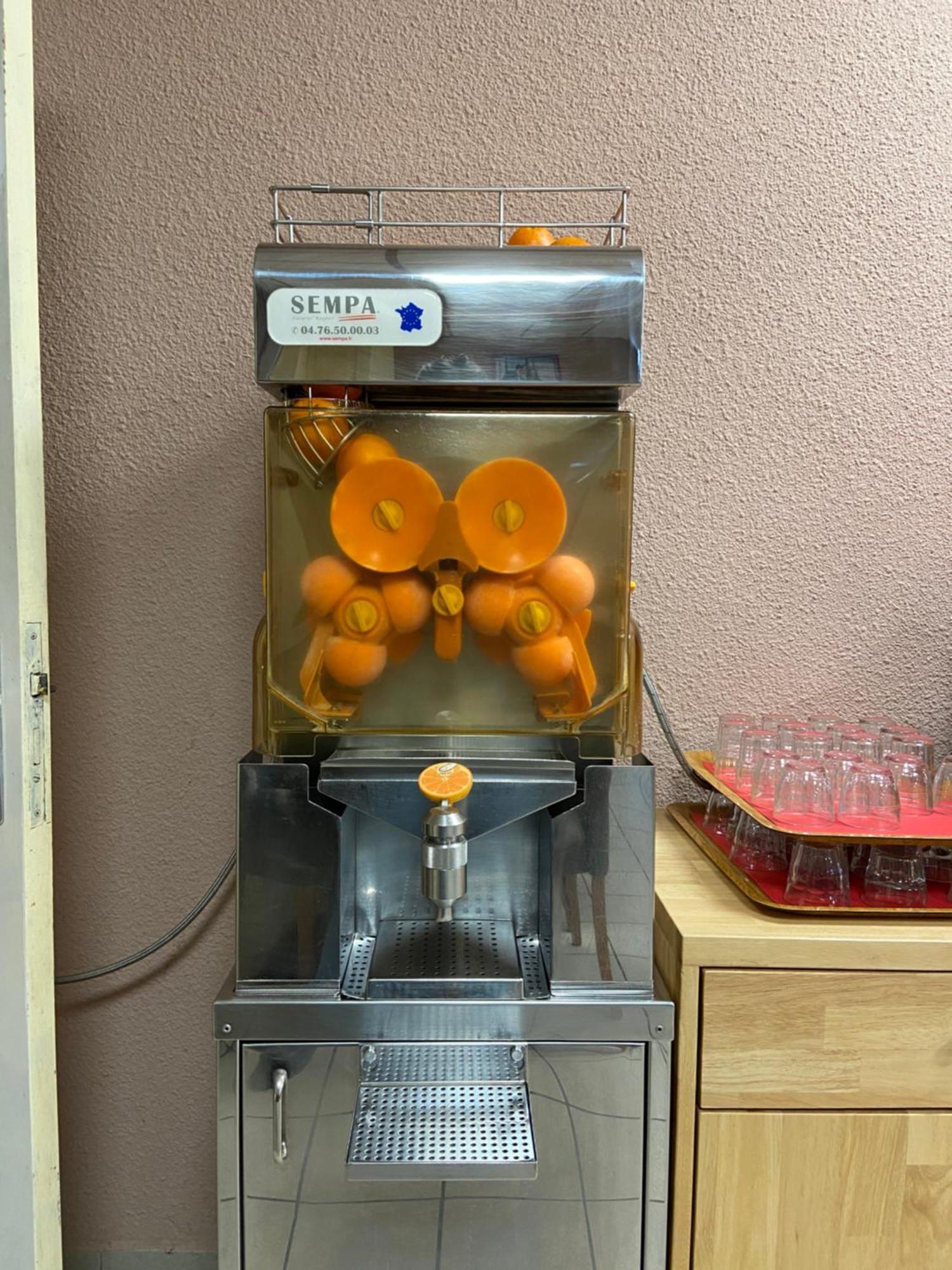 Hotel Melodie ベリニャ エクステリア 写真